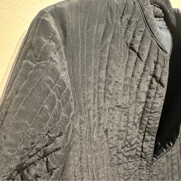 Vintage 100% silk Simpsons Quilted Jacket - Picture 3 of 8